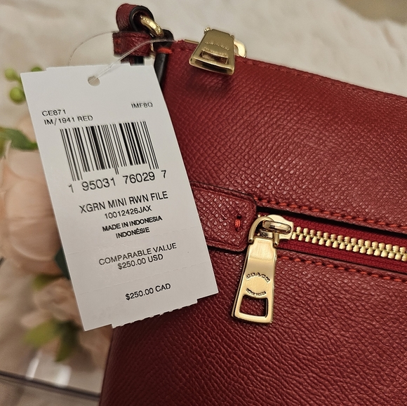 NWT COACH Mini Rowan File Bag Red - Picture 3 of 4